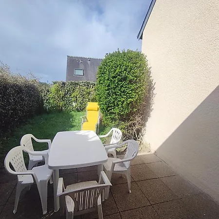 Maison Cosy Pres De La De Kerfontaine, Ideale Pour 3 Personnes Avec Jardin Et Parking - Fr-1-639-113 * サルゾー